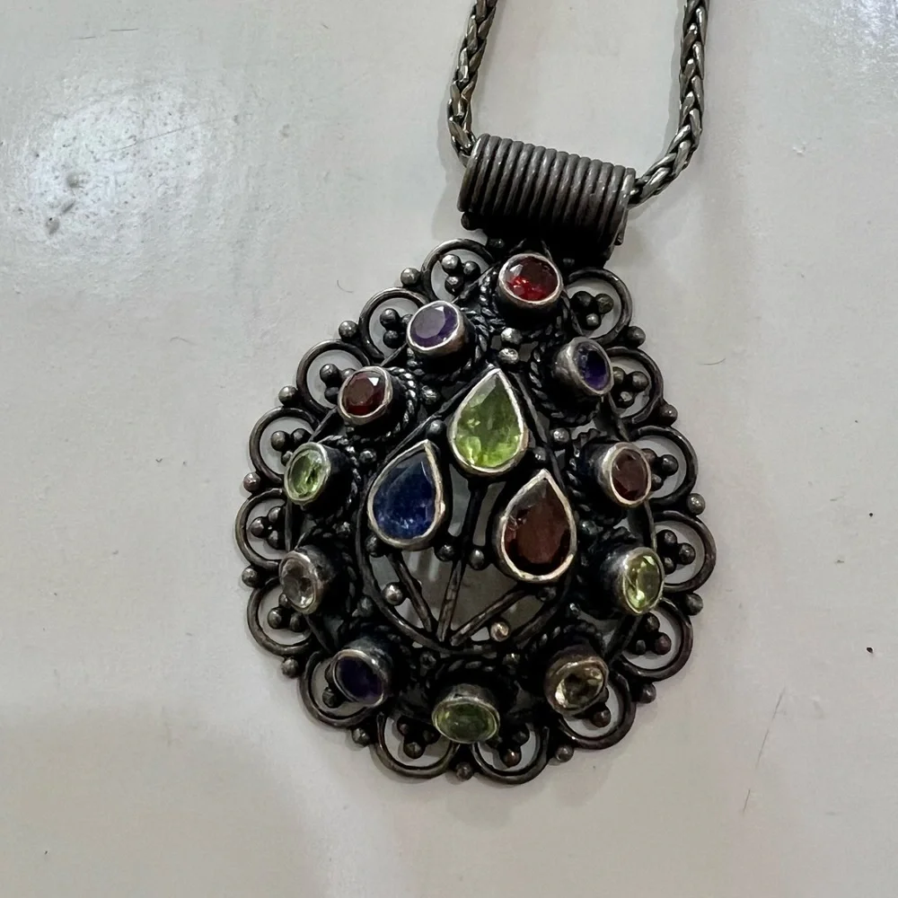 … 925 sterling
